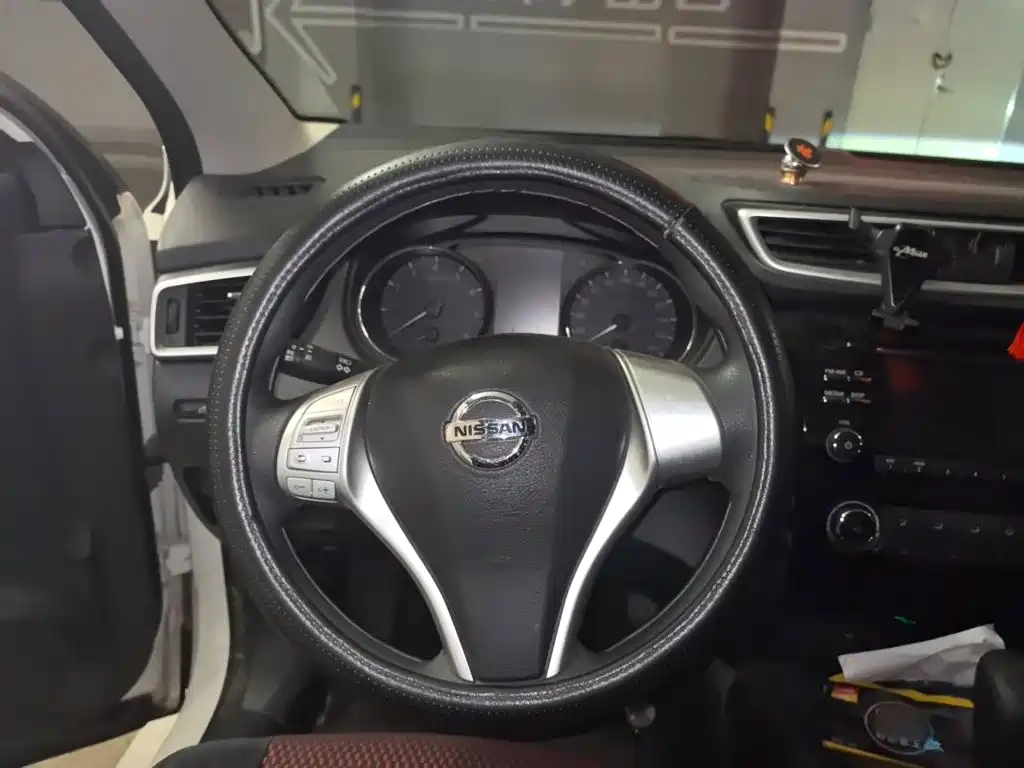 Nissan Qashqai — миниатюра 6