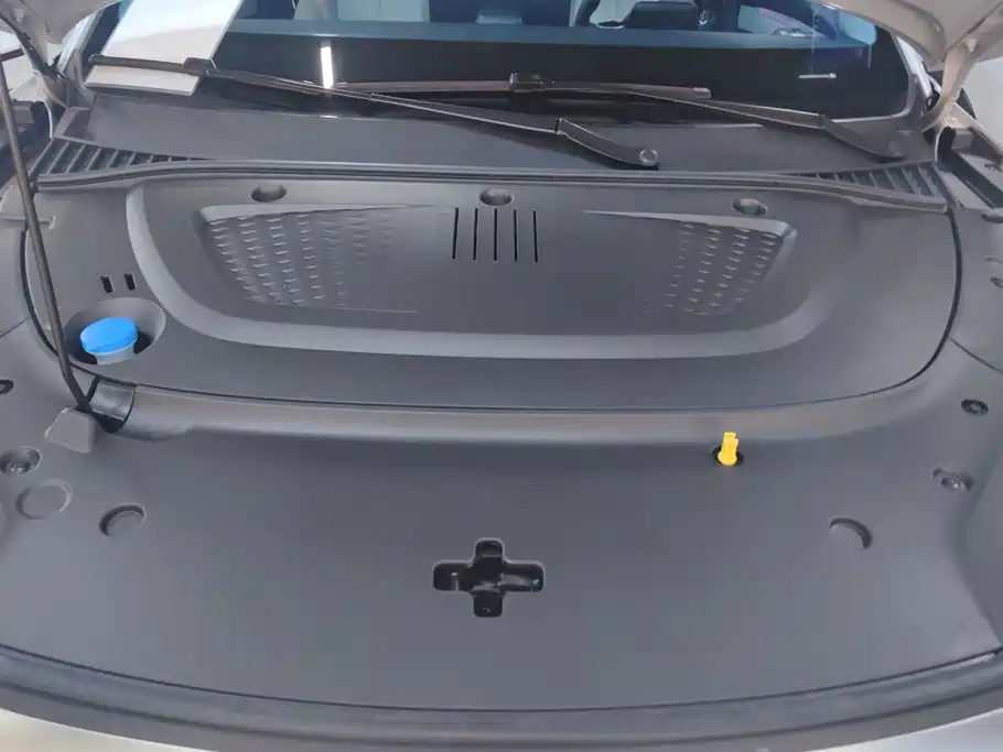BYD Yuan Plus — миниатюра 10