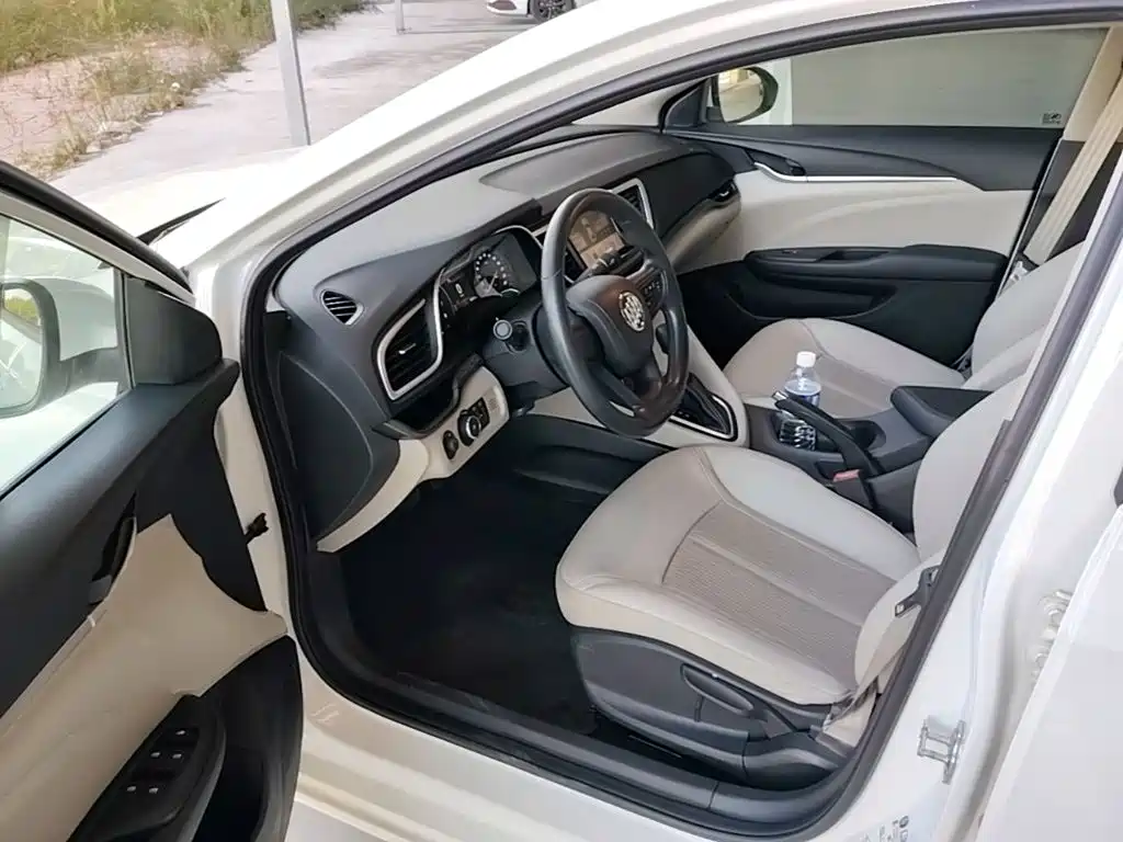 Buick Excelle — миниатюра 16