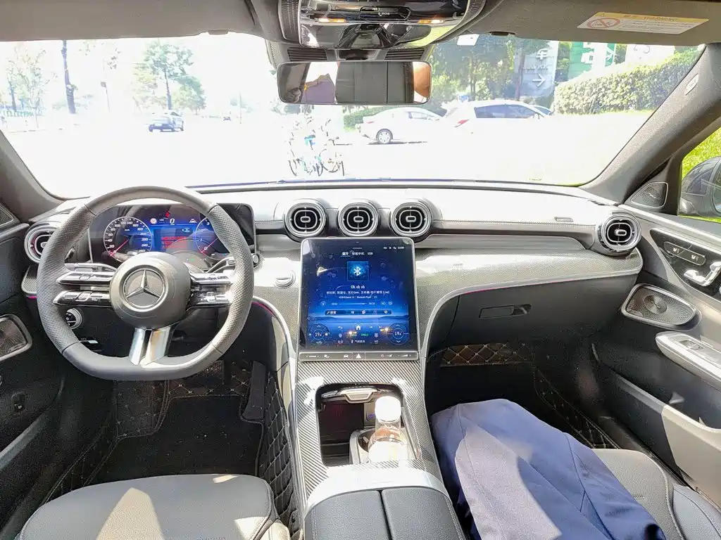 Mercedes-Benz C-Class — миниатюра 10