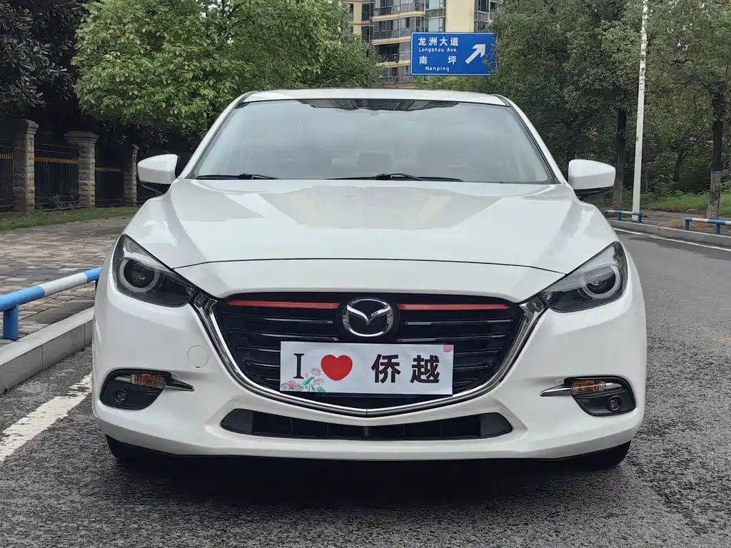 Mazda 3 Axela — миниатюра 2