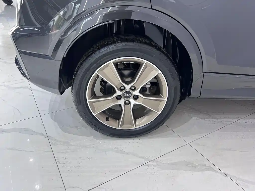 Audi Q2L — миниатюра 20
