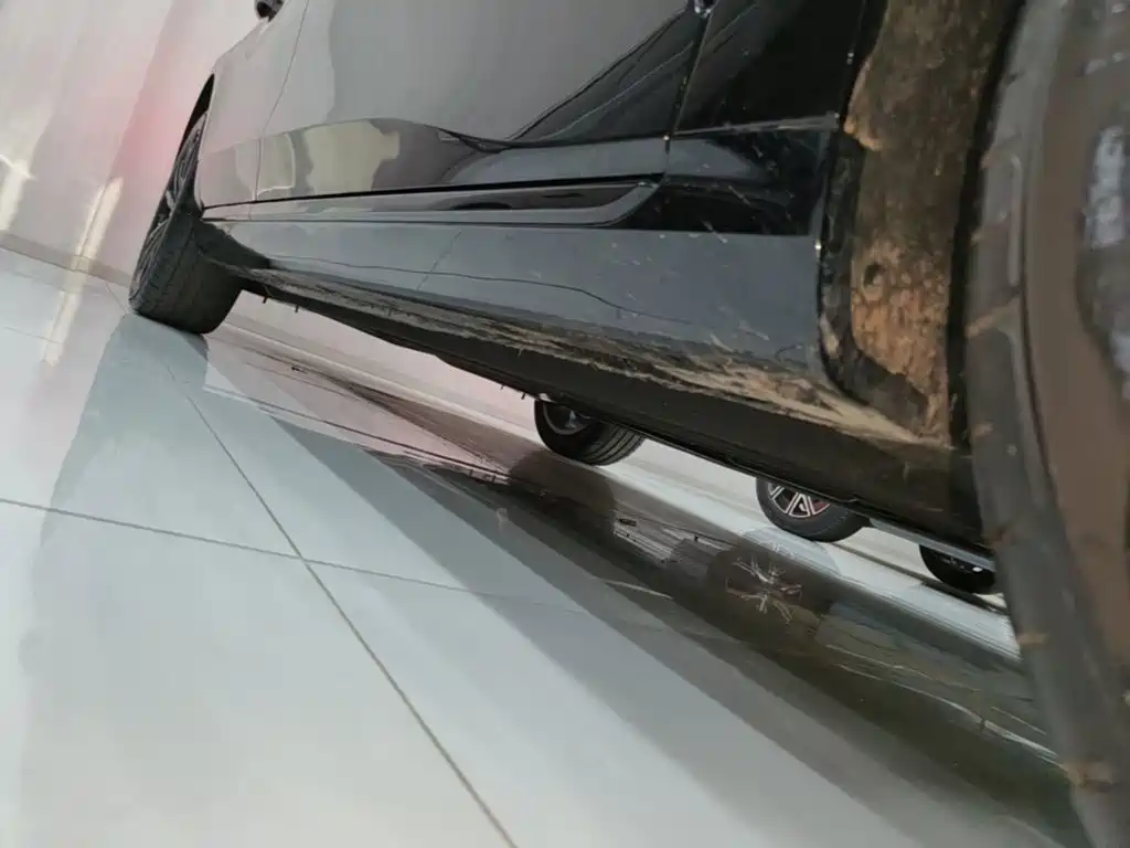 Hongqi Hongqi H5 — миниатюра 21