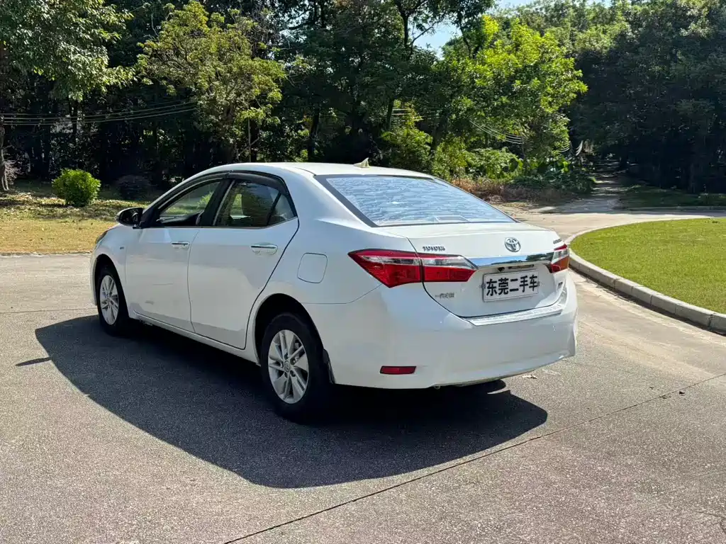 Toyota Corolla — миниатюра 15