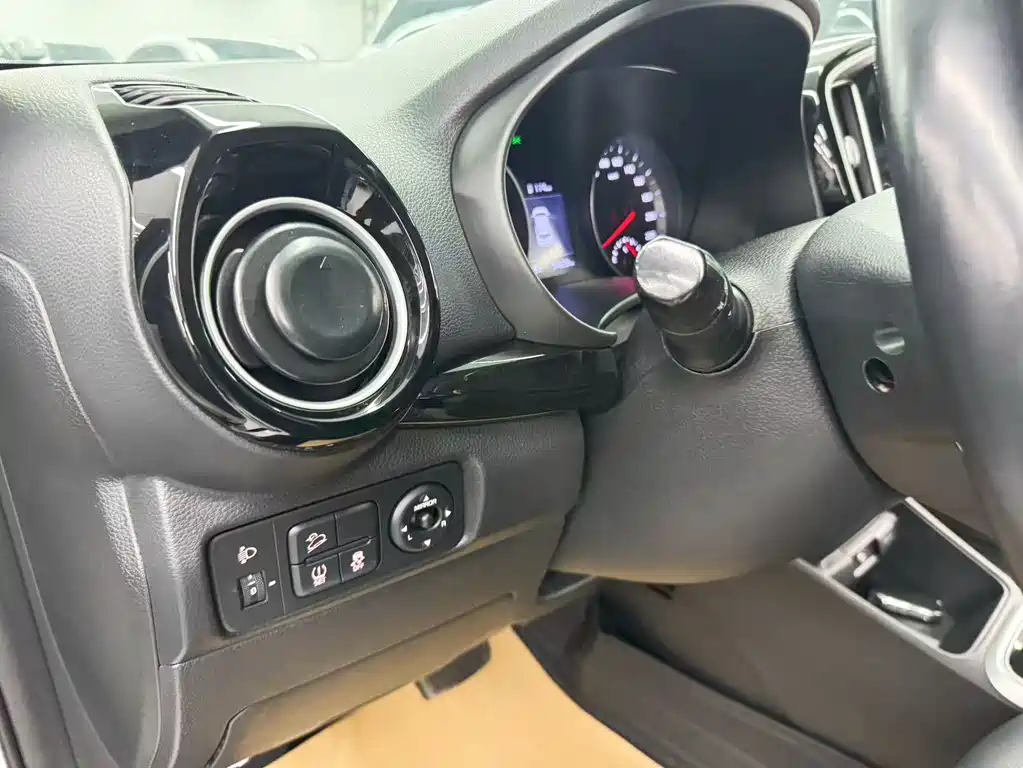 Kia KX1 — миниатюра 10