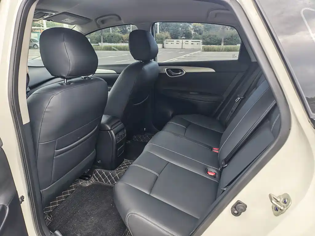Nissan Sylphy — миниатюра 6
