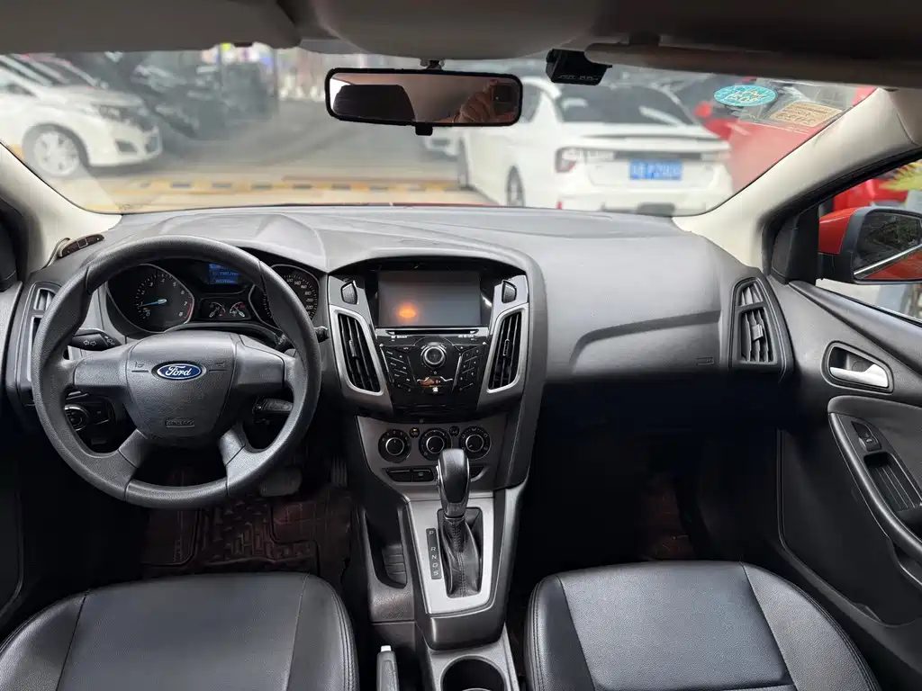 Ford Focus — миниатюра 10