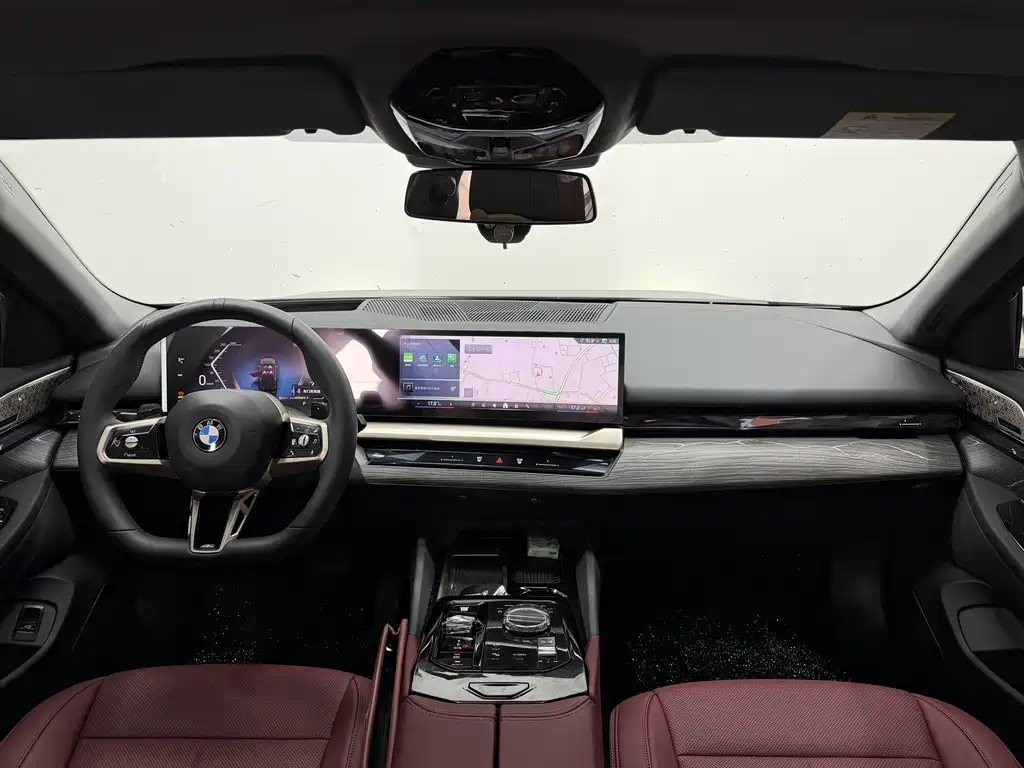 BMW 5 Series — миниатюра 5