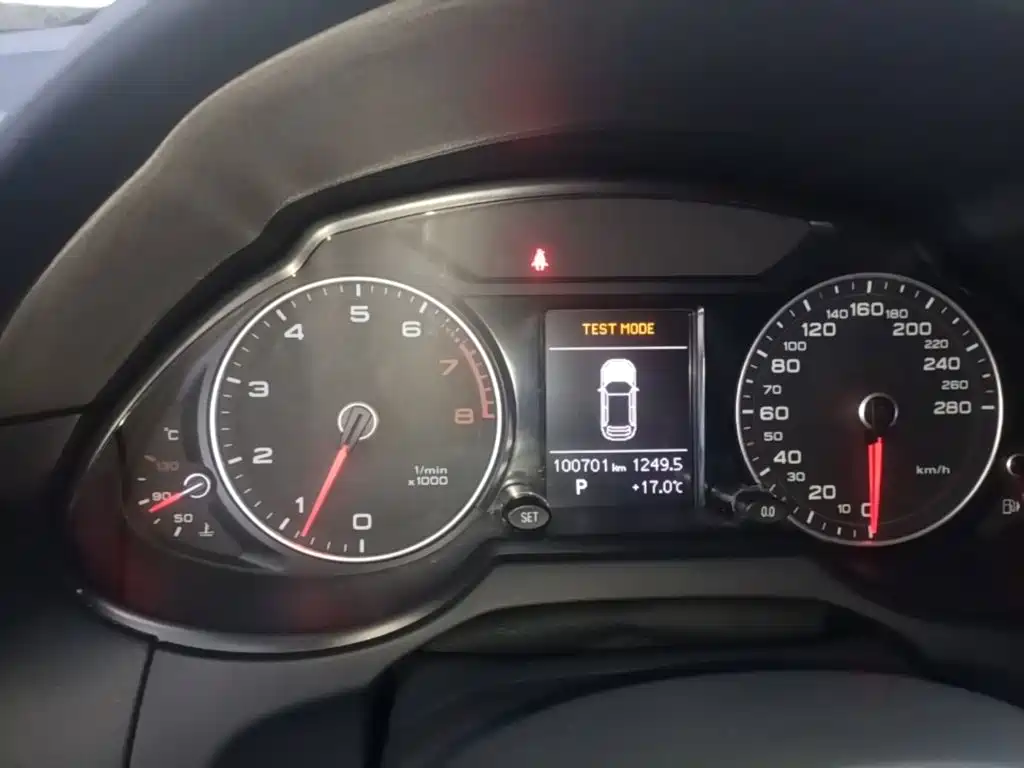Audi Q5 — миниатюра 12
