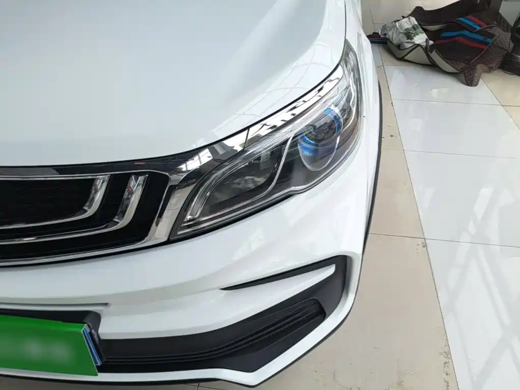 Geely Vision X3 — миниатюра 24