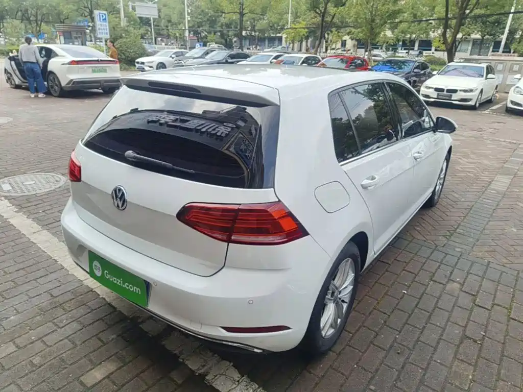 Volkswagen Golf — миниатюра 7