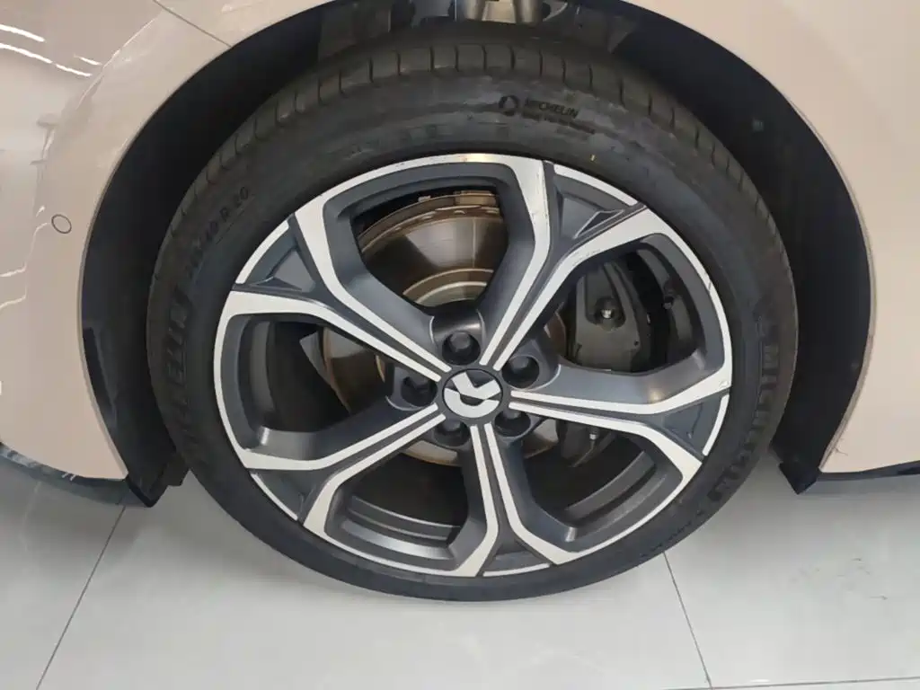 NIO ET5T — миниатюра 23