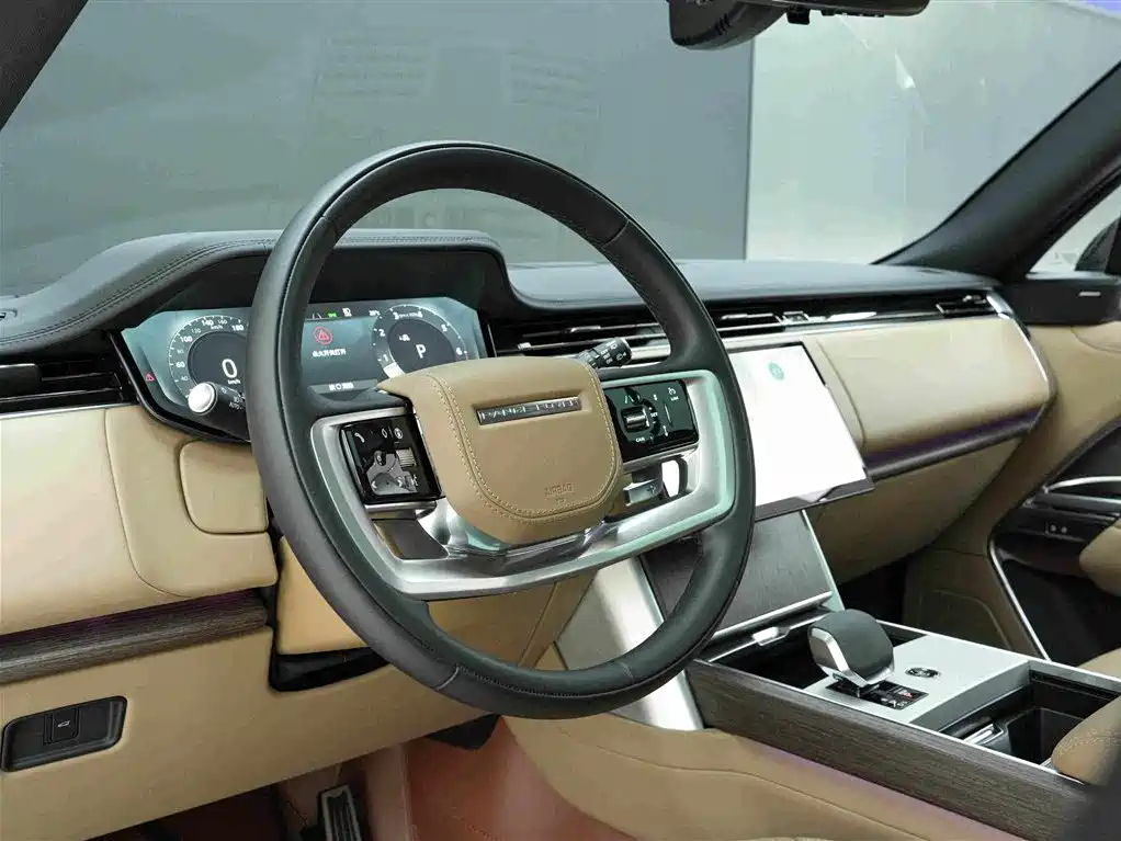 Land Rover Range Rover — миниатюра 7