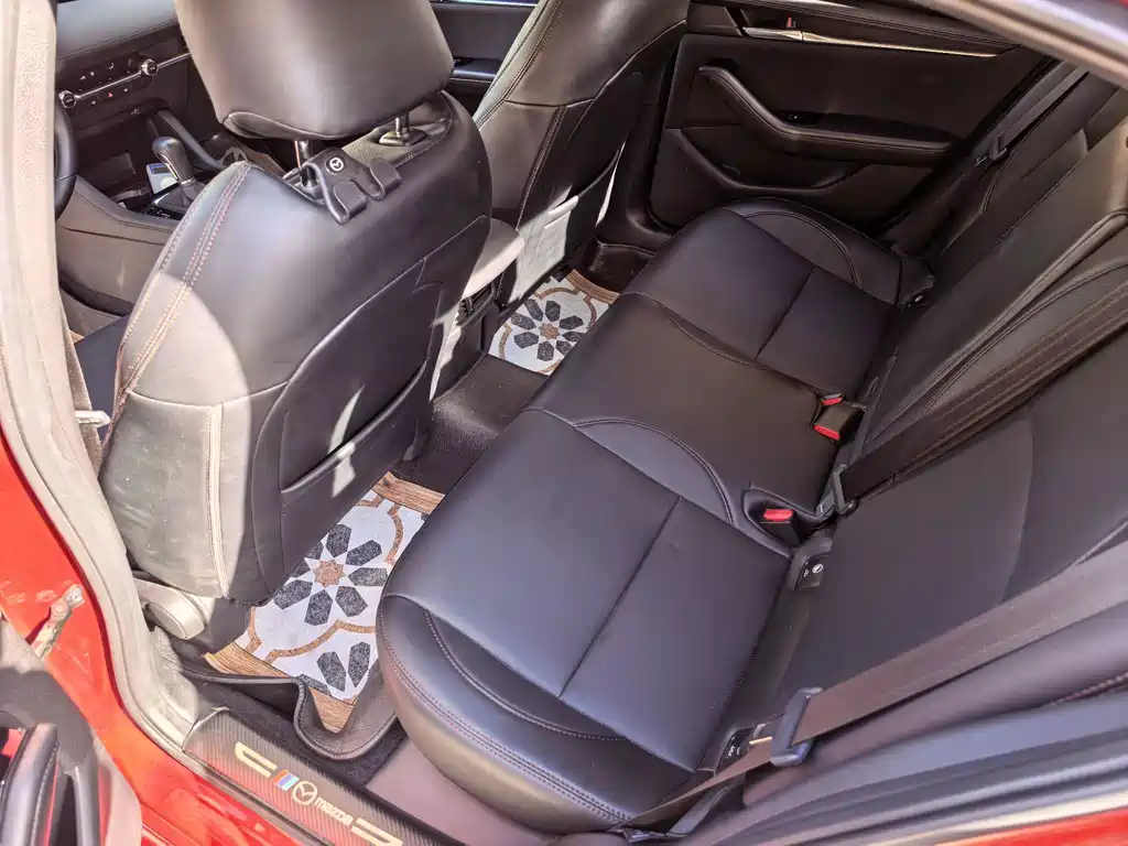 Mazda 3 Axela — миниатюра 7