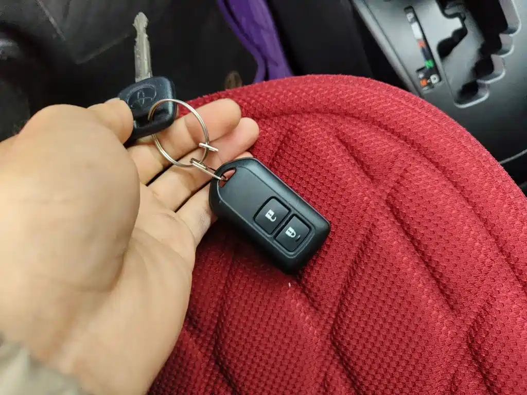 Toyota Yaris L — миниатюра 9