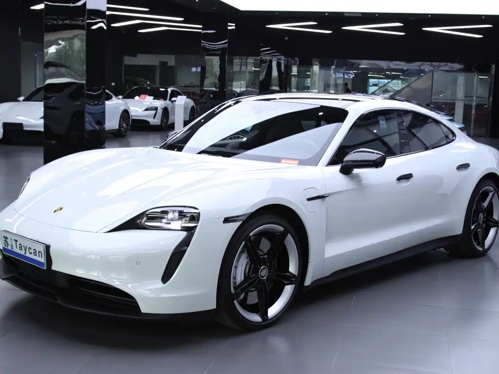 Porsche Taycan 2023