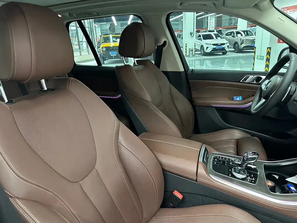 BMW X5 (Import) — миниатюра 11