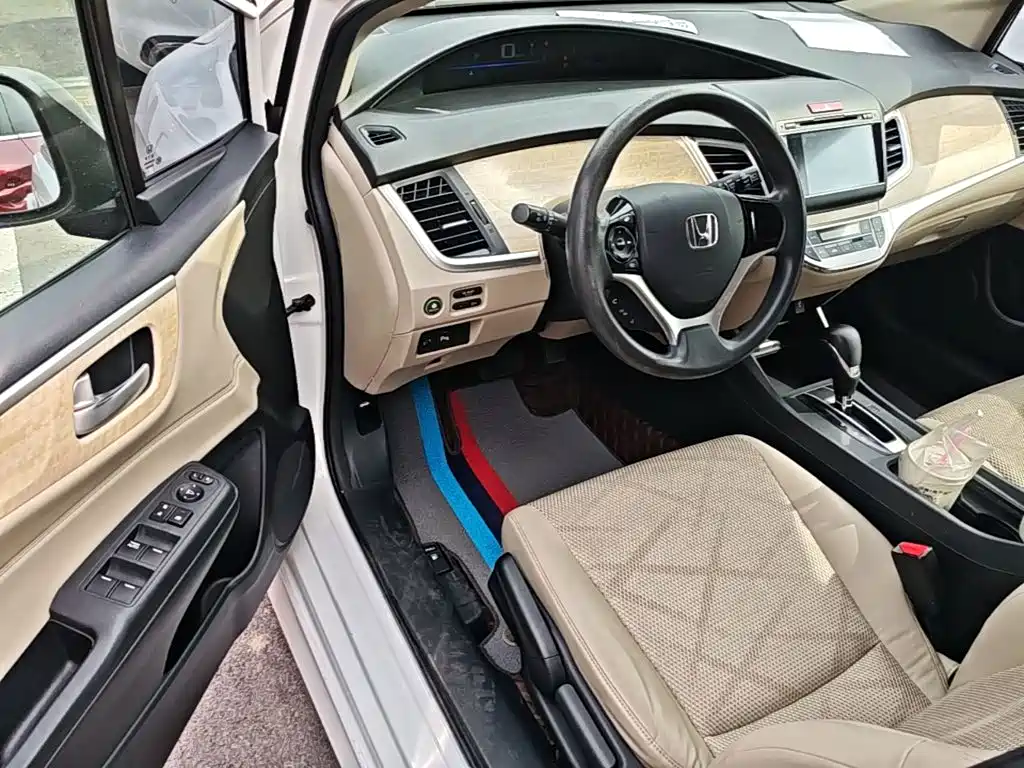 Honda Jade — миниатюра 16