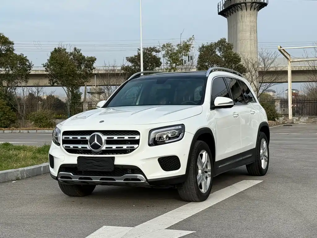 Mercedes-Benz GLB — миниатюра 3