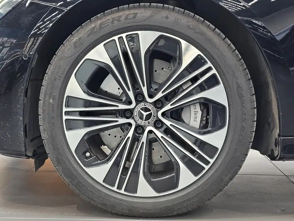 Mercedes-Benz E-Class New Energy — миниатюра 20