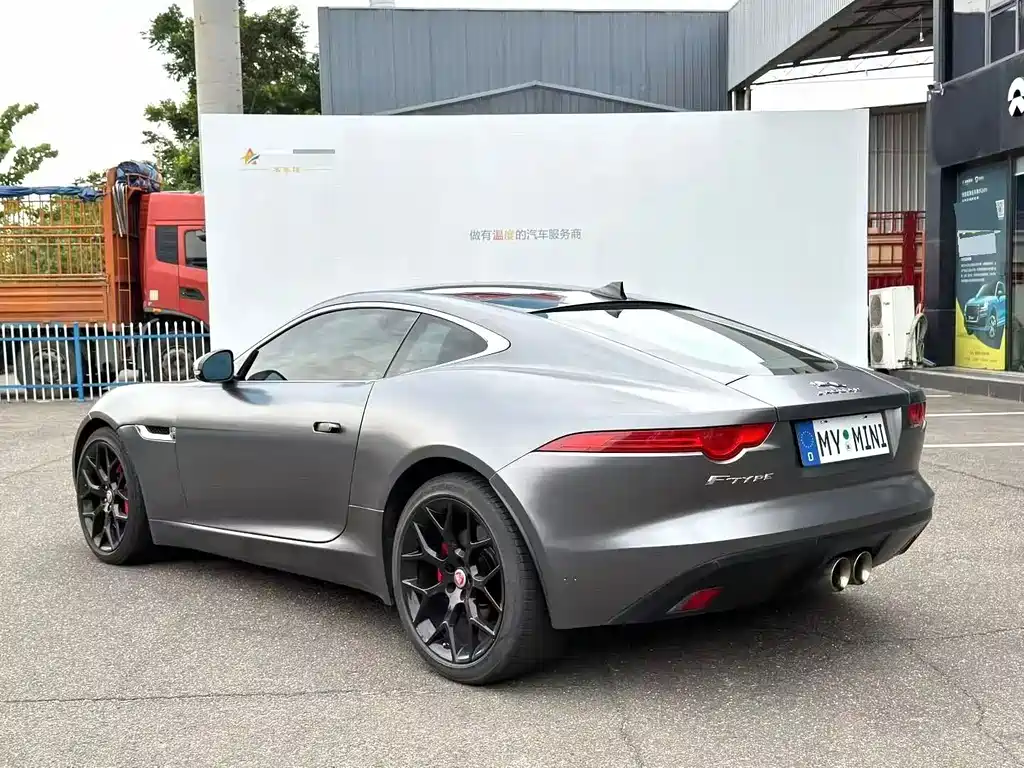 Jaguar F-TYPE — миниатюра 4