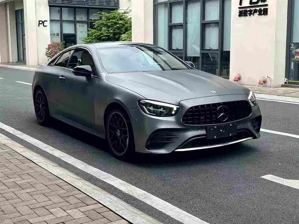 Mercedes-Benz E-Class (Import) — миниатюра 3
