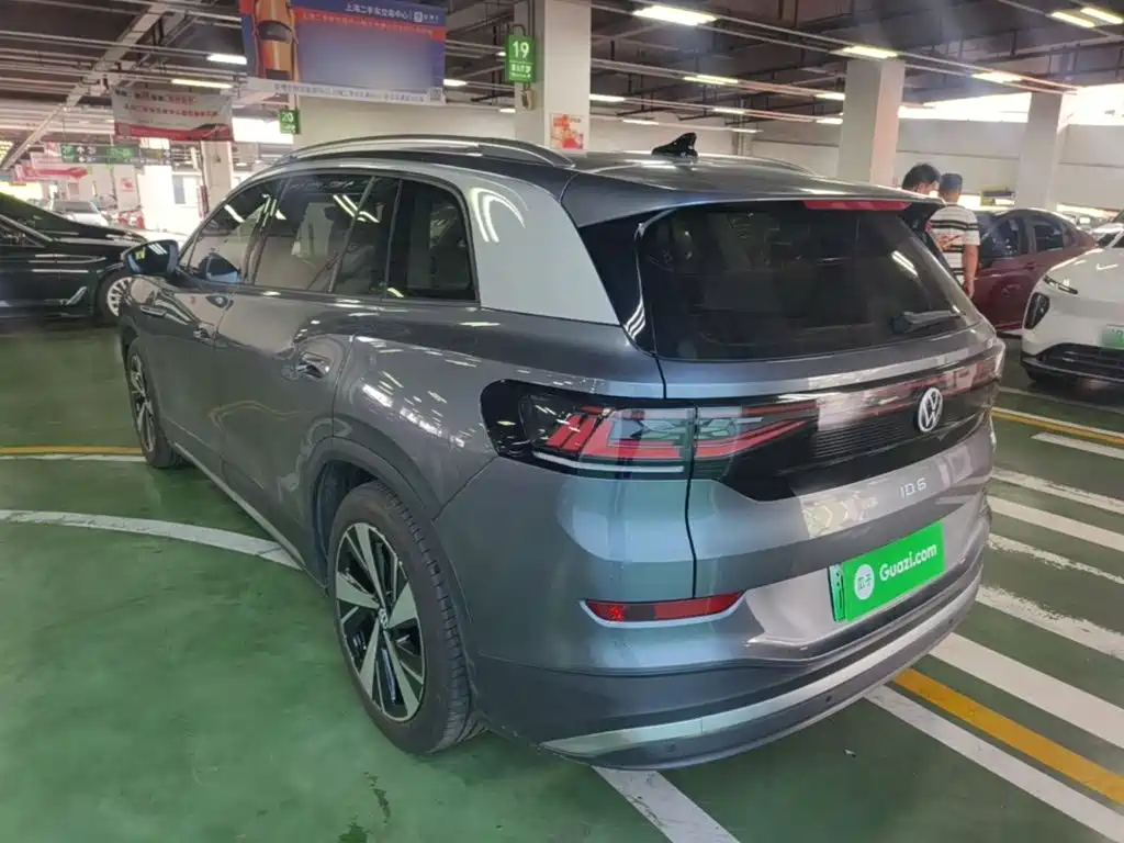 Volkswagen ID.6 X — миниатюра 5