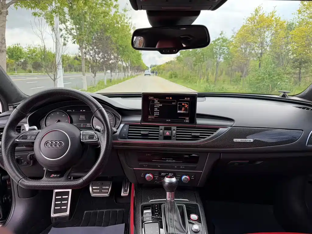 Audi S6 — миниатюра 11