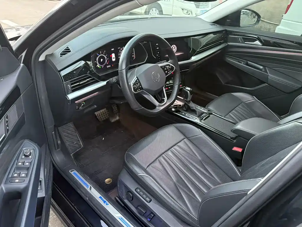 Volkswagen 帕萨特插电混动 — миниатюра 3