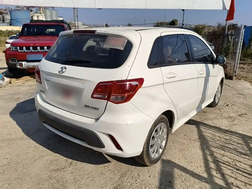 BAIC Senova D20 两厢 1.3L 手动乐天版, фото 7