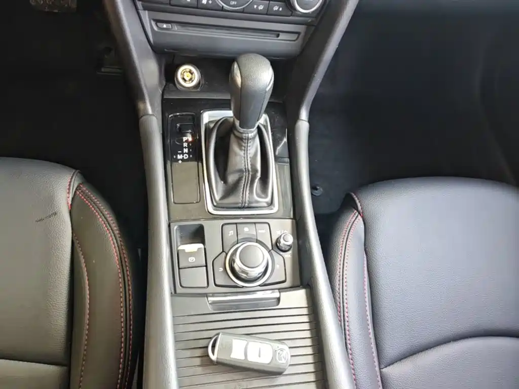 Mazda 3 Axela — миниатюра 14