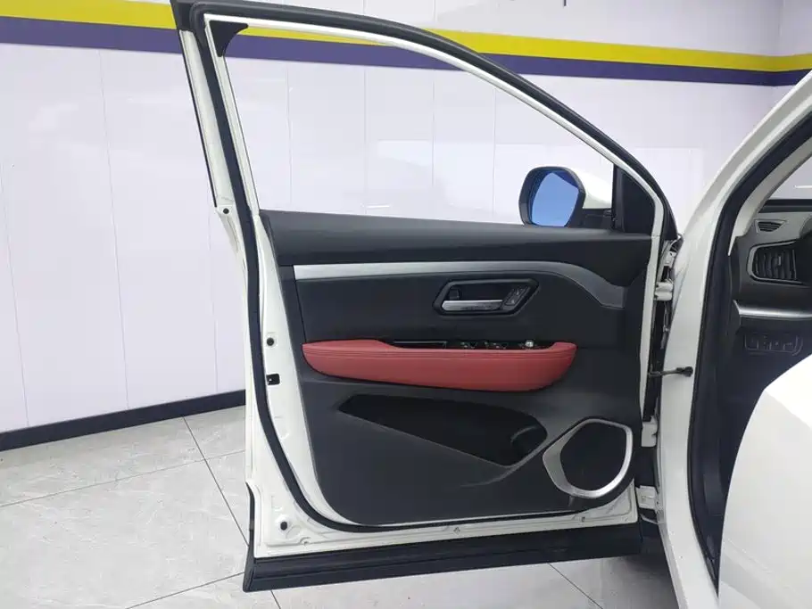 Haval H2s — миниатюра 7