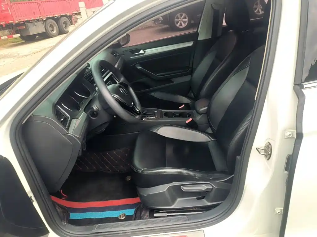Volkswagen Lamando — миниатюра 15