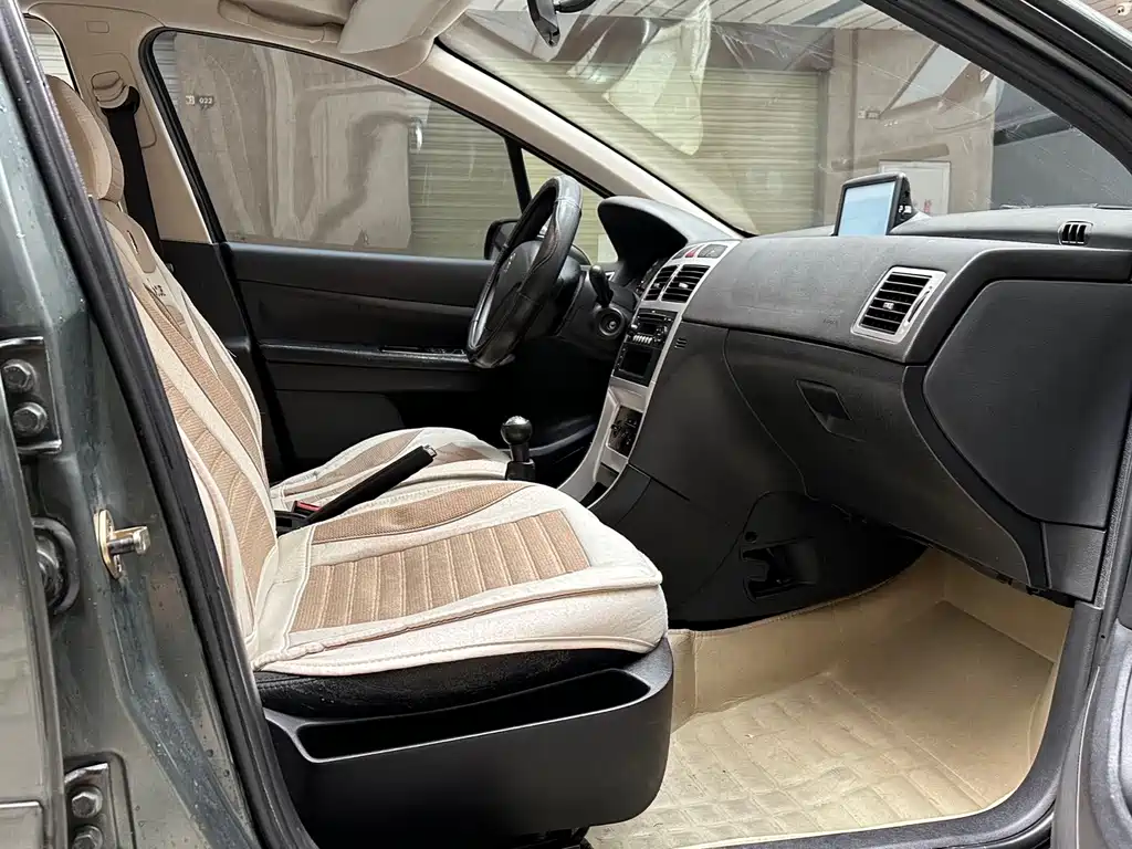 Peugeot 307 — миниатюра 9