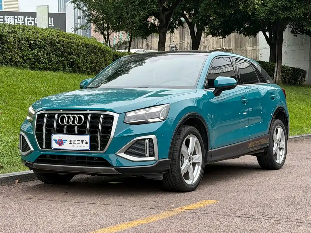 Audi Q2L
