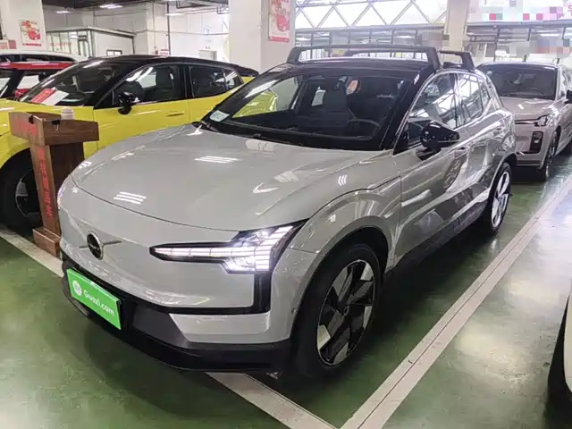 Volvo EX30