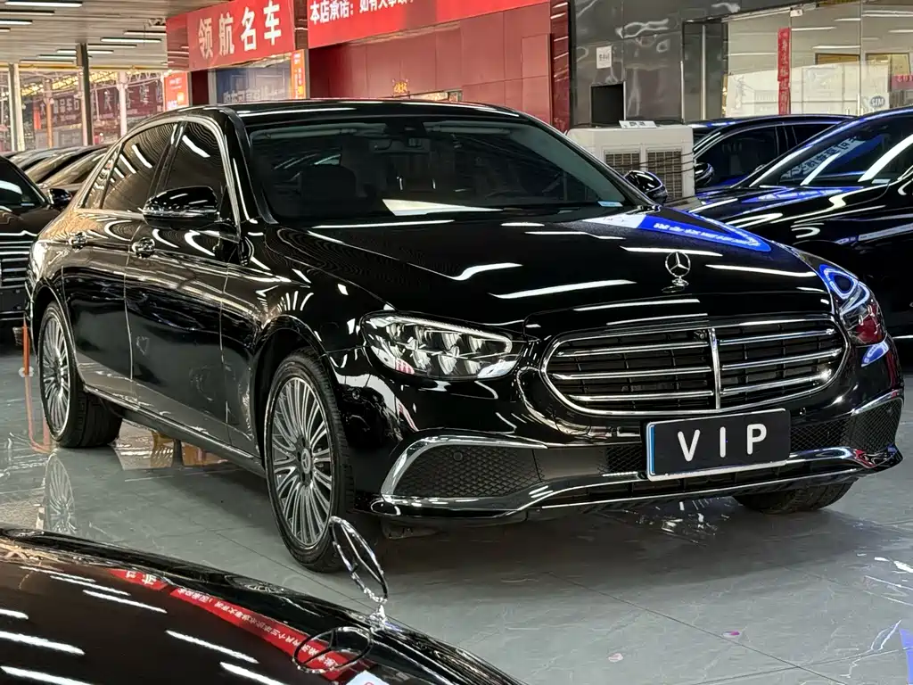 Mercedes-Benz E-Class — миниатюра 3