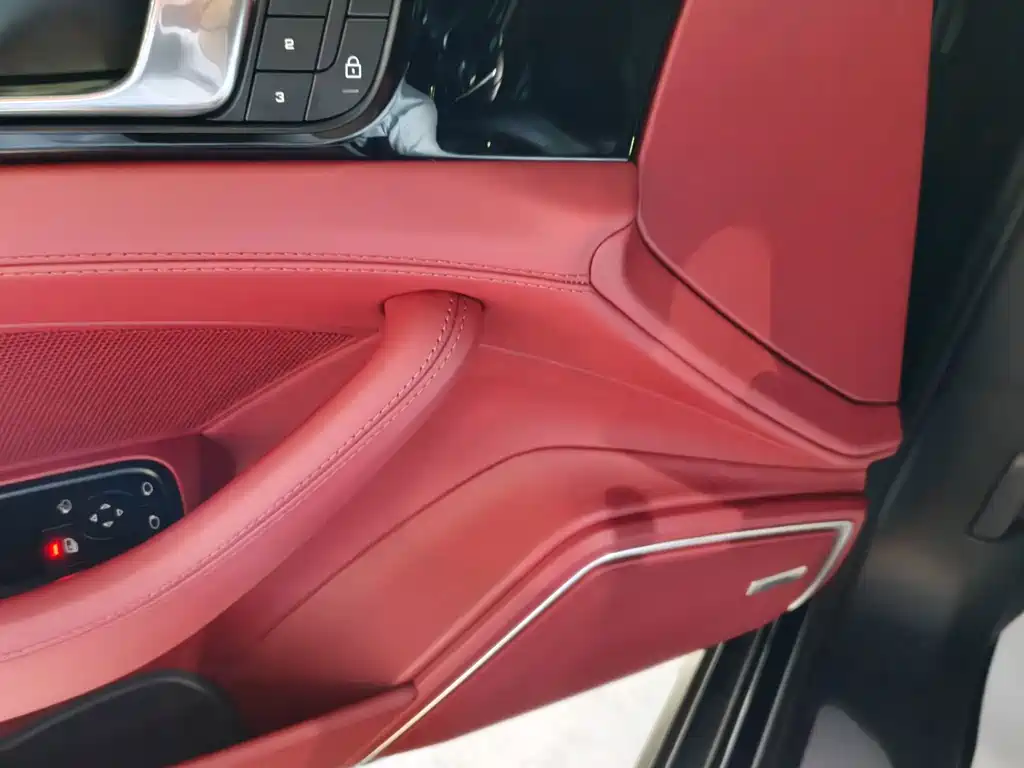 Porsche Panamera — миниатюра 11