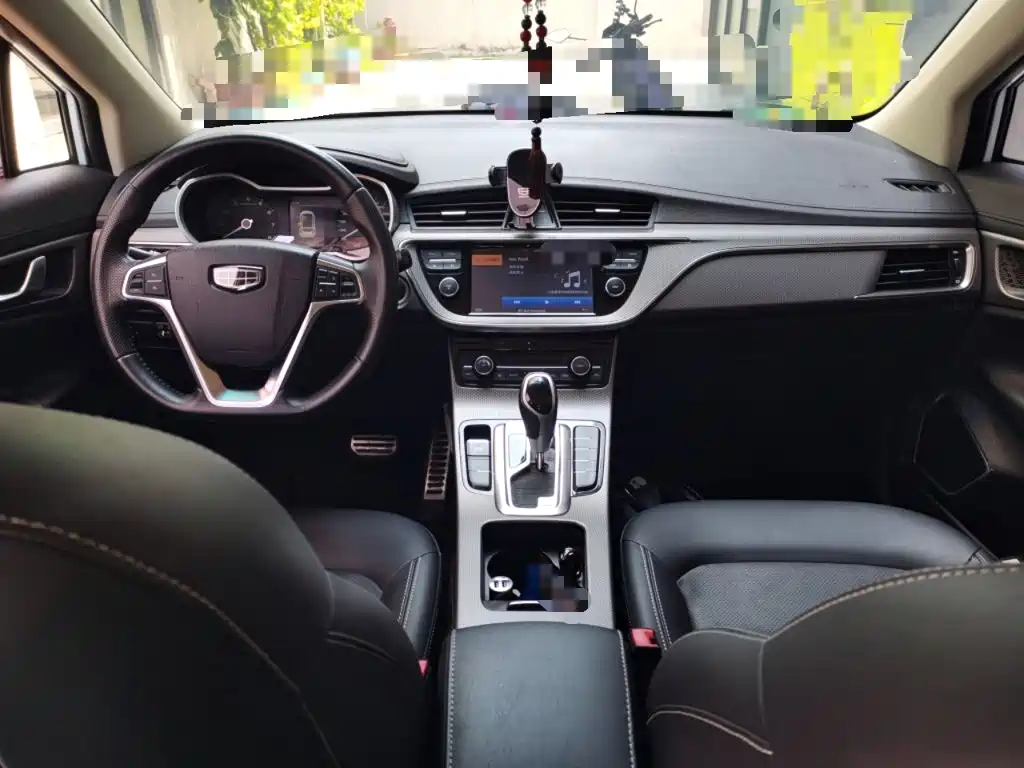 Geely Emgrand GS — миниатюра 13