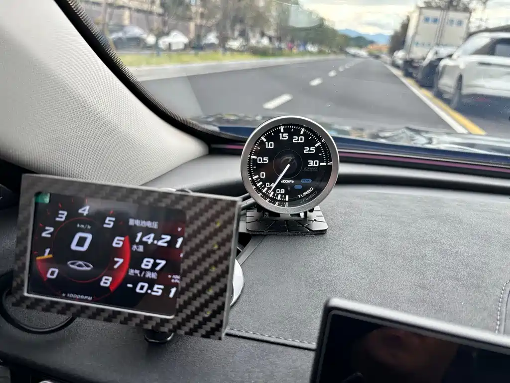 Chery Arrizo 8 PRO — миниатюра 17