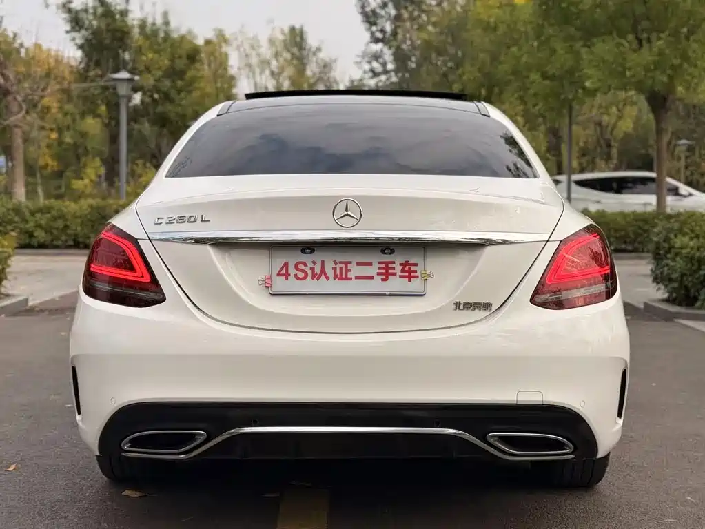 Mercedes-Benz C-Class — миниатюра 12