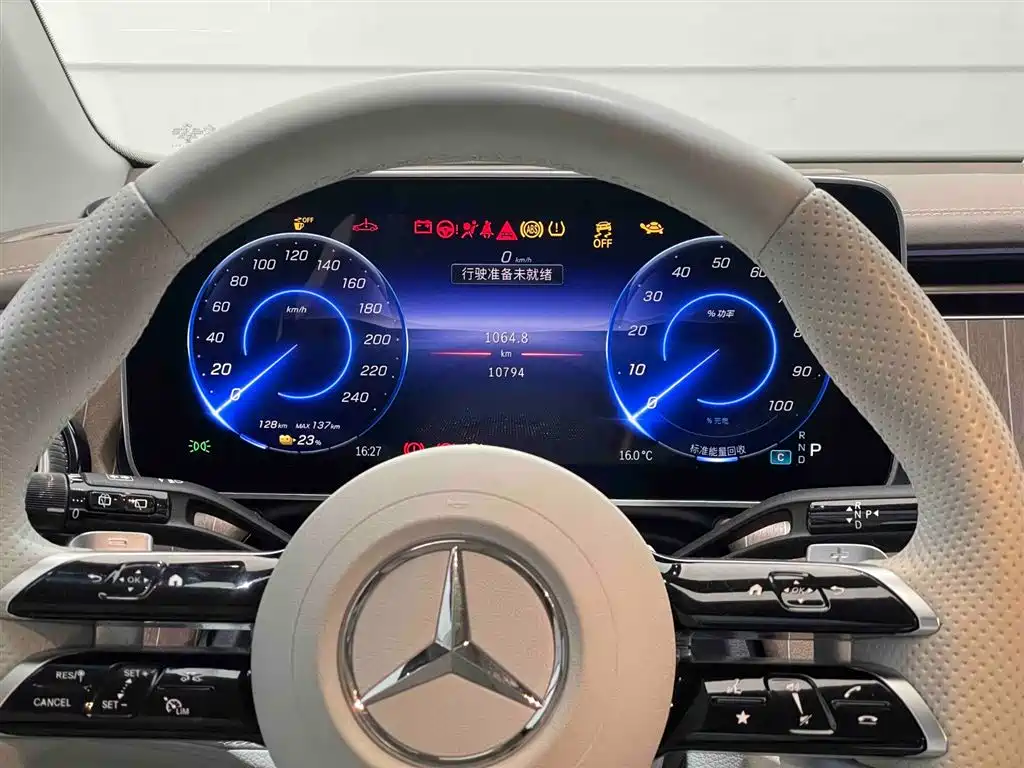 MERCEDES-BENZ EQE SUV