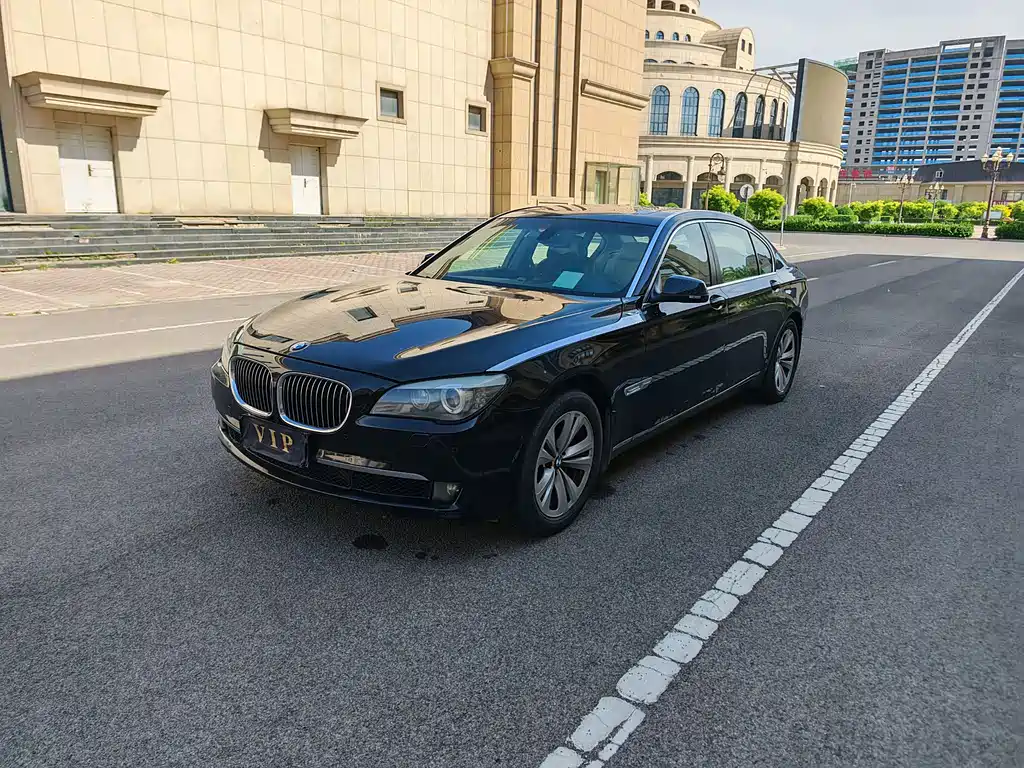 BMW 7 Series 2011