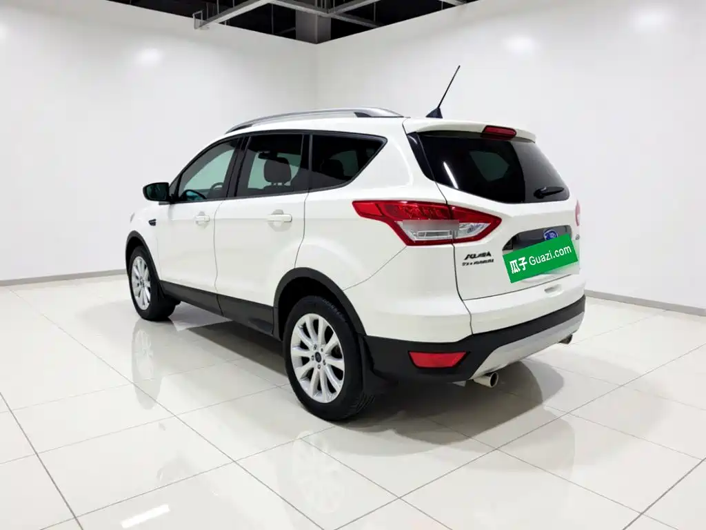 Ford Kuga — миниатюра 4