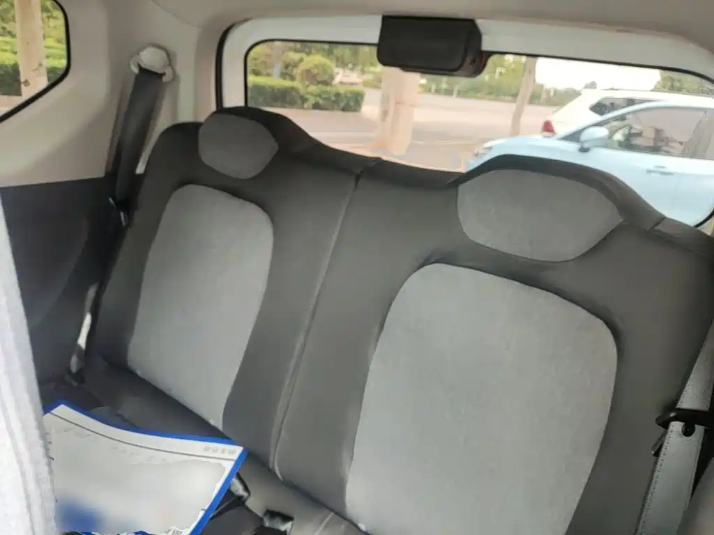 Wuling MINIEV — миниатюра 17