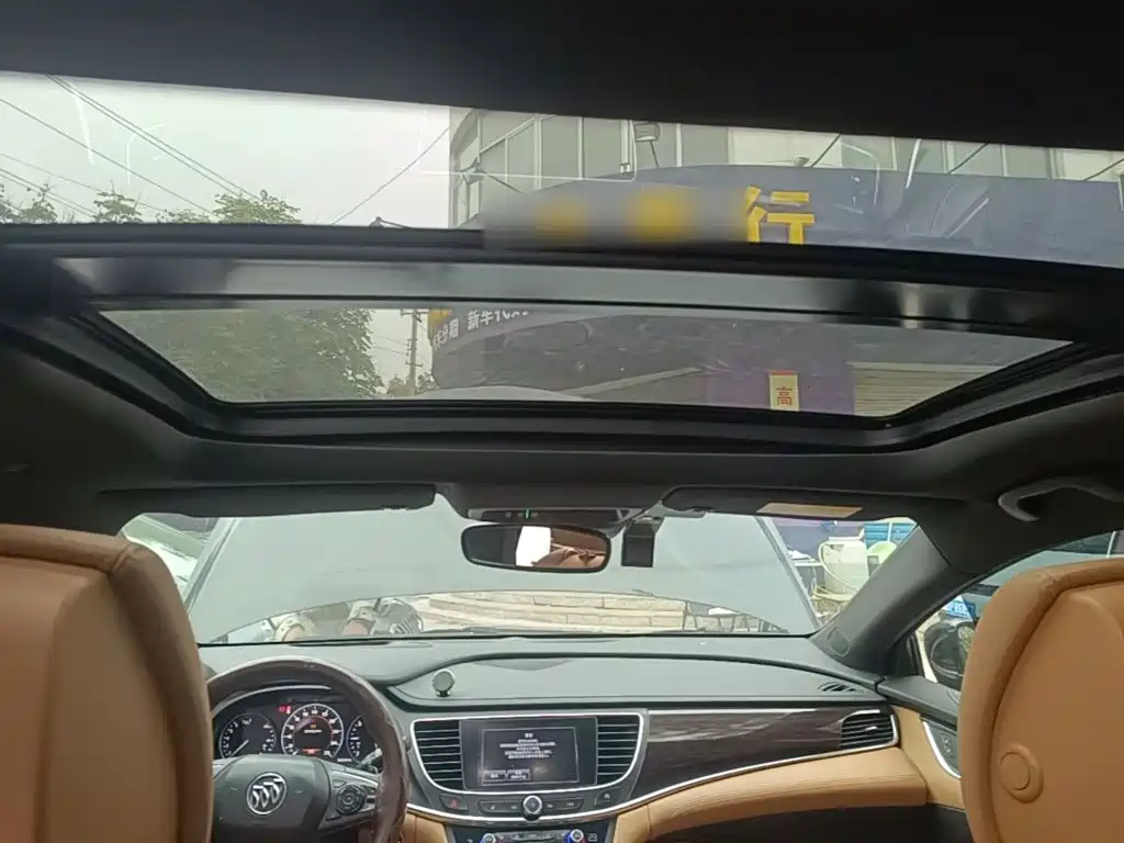Buick LaCrosse — миниатюра 18