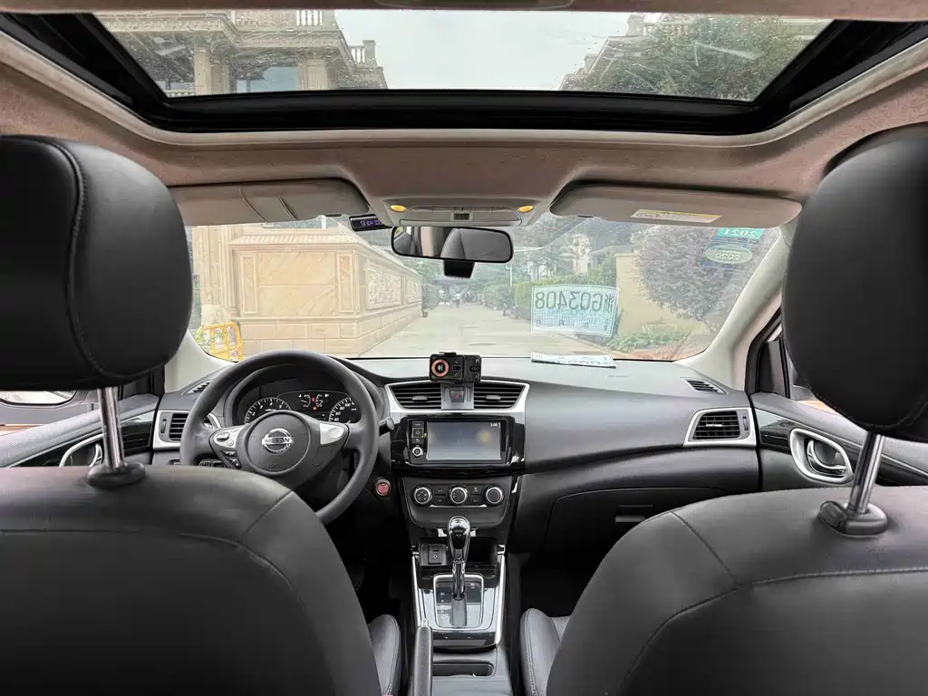 Nissan Sylphy — миниатюра 5