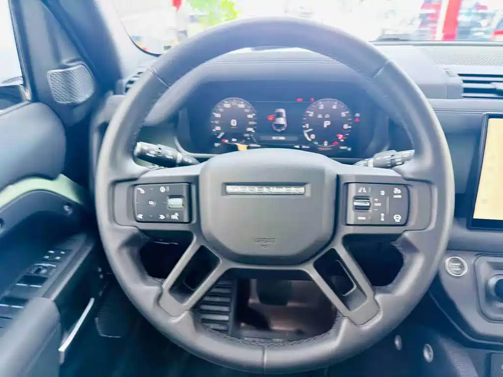 Land Rover Defender — миниатюра 14