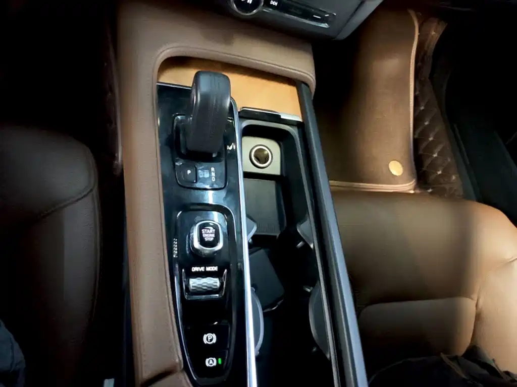 Volvo S90 — миниатюра 14