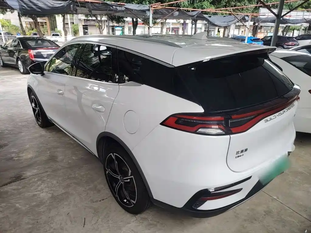 BYD Tang New Energy — миниатюра 5
